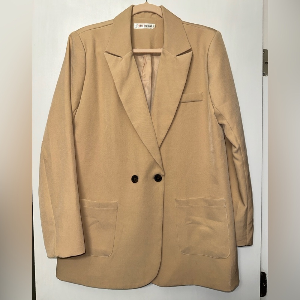 Women's Tan Double-Breasted Oversized Blazer - size M
